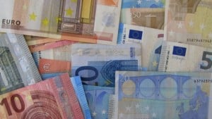 Daily Trivia (December 15, 2019) Euros and General Knowledge Quiz Featured Image