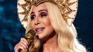 Daily Trivia (February 4, 2021) Cher and General Knowledge Quiz Featured Image