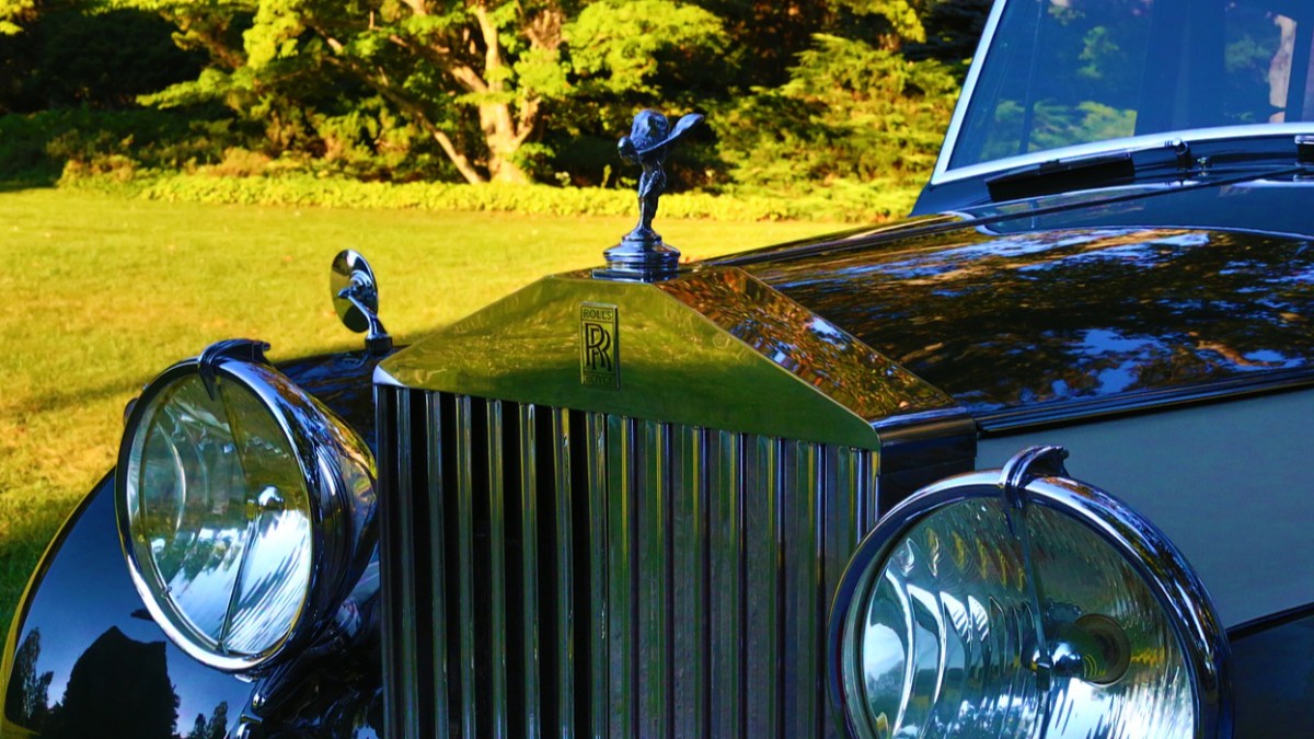 How Rolls-Royce is winning over Tesla owners and millennials - ABC